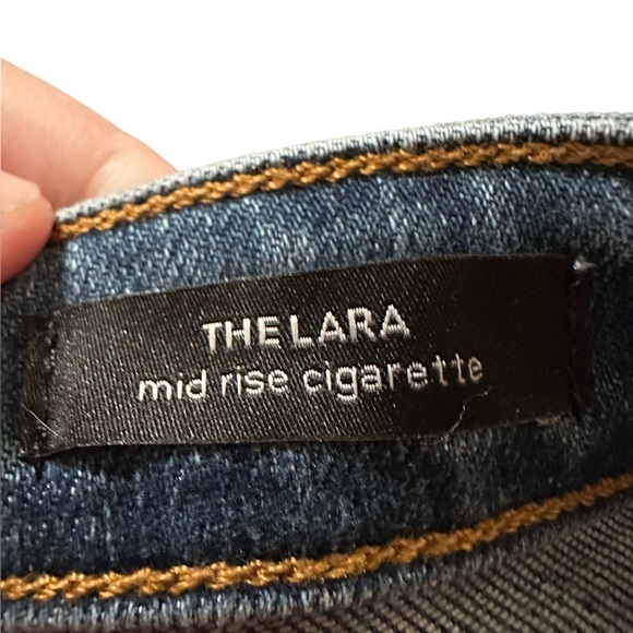 Joe’s Jeans Lara Cigarette in Claudia Mid Rise Jeans Slim Fit - Picture 10 of 13